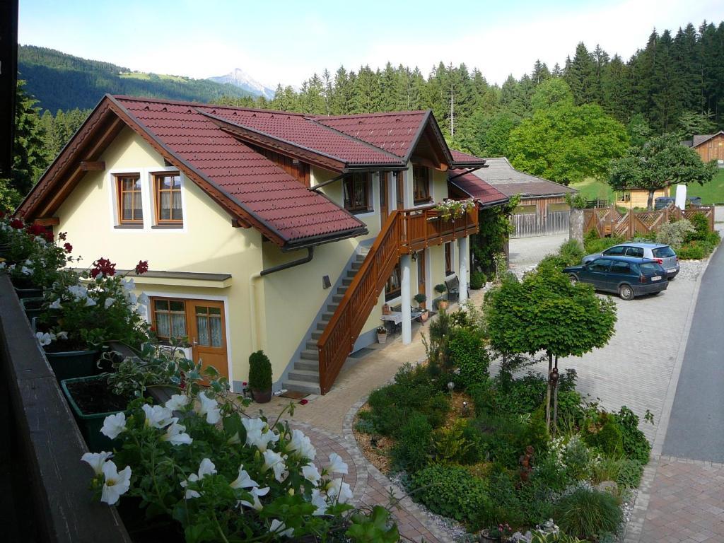 Gaestehaus Berger Tropolach Exterior photo